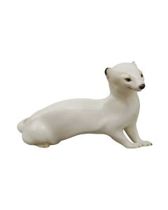 Weasel (Sitting)