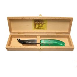 Claude Dozorme Prairie Green Cheese Knives